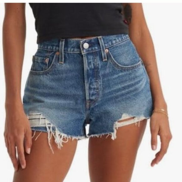 Levi's Women's 501 Original Shorts - Size 34 - NWOT - Picture 1 of 4